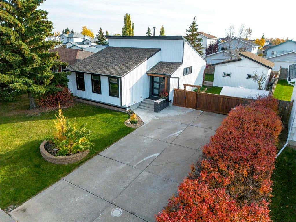 4303 34 Avenue, Leduc, AB T9E 6B3 House For Sale RE/MAX A2173828