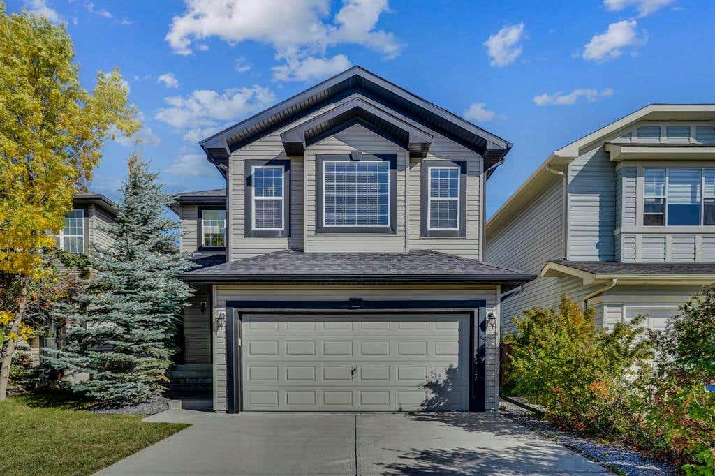 130 Valley Stream Circle NW, Calgary, AB T3B 5W2 House For Sale RE