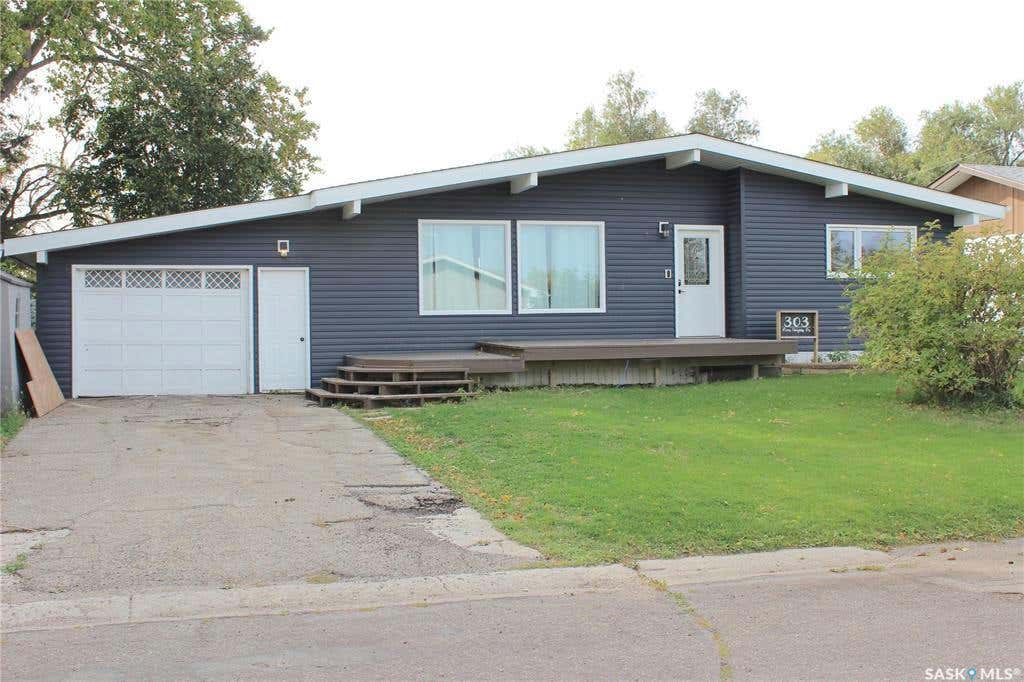 303 River Heights DRIVE, Langenburg, SK S0A 2A0 House For Sale RE/MAX