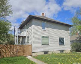 216 McKenzie STREET S