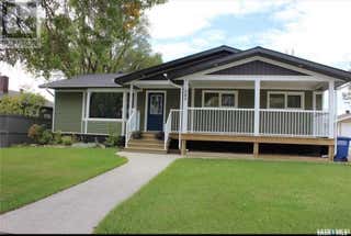 589 Poplar CRESCENT