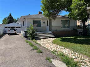112 2nd AVENUE W
