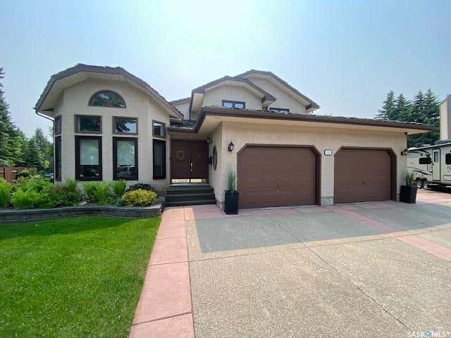 32 WINDFIELD PLACE