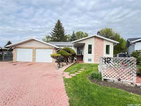 12 Chinook PLACE