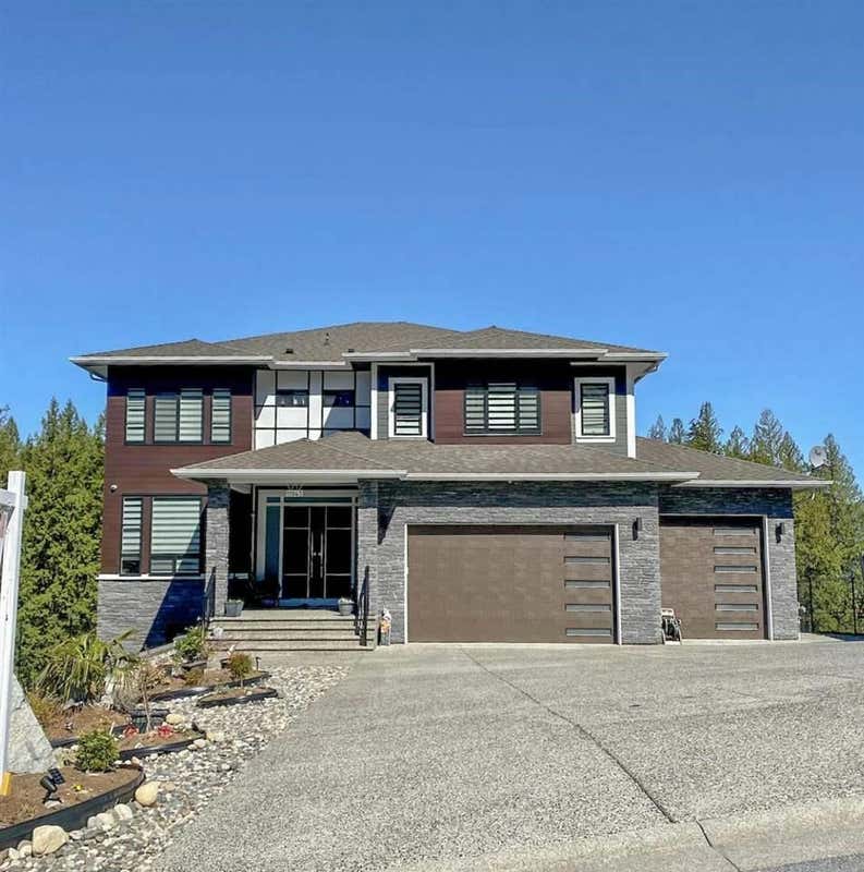 Basement 11043 CARMICHAEL STREET, Maple Ridge, BC V2W 0H3 Home For Rent