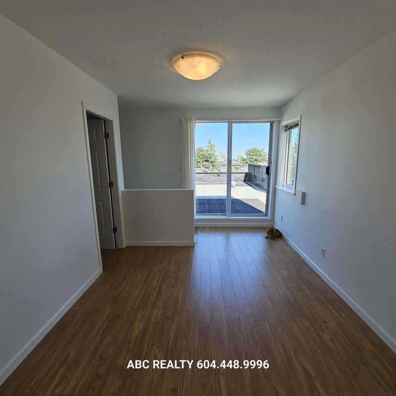 3FL 4XX E COLUMBIA, New Westminster, BC V3L 3X6 Home For Rent RE/MAX