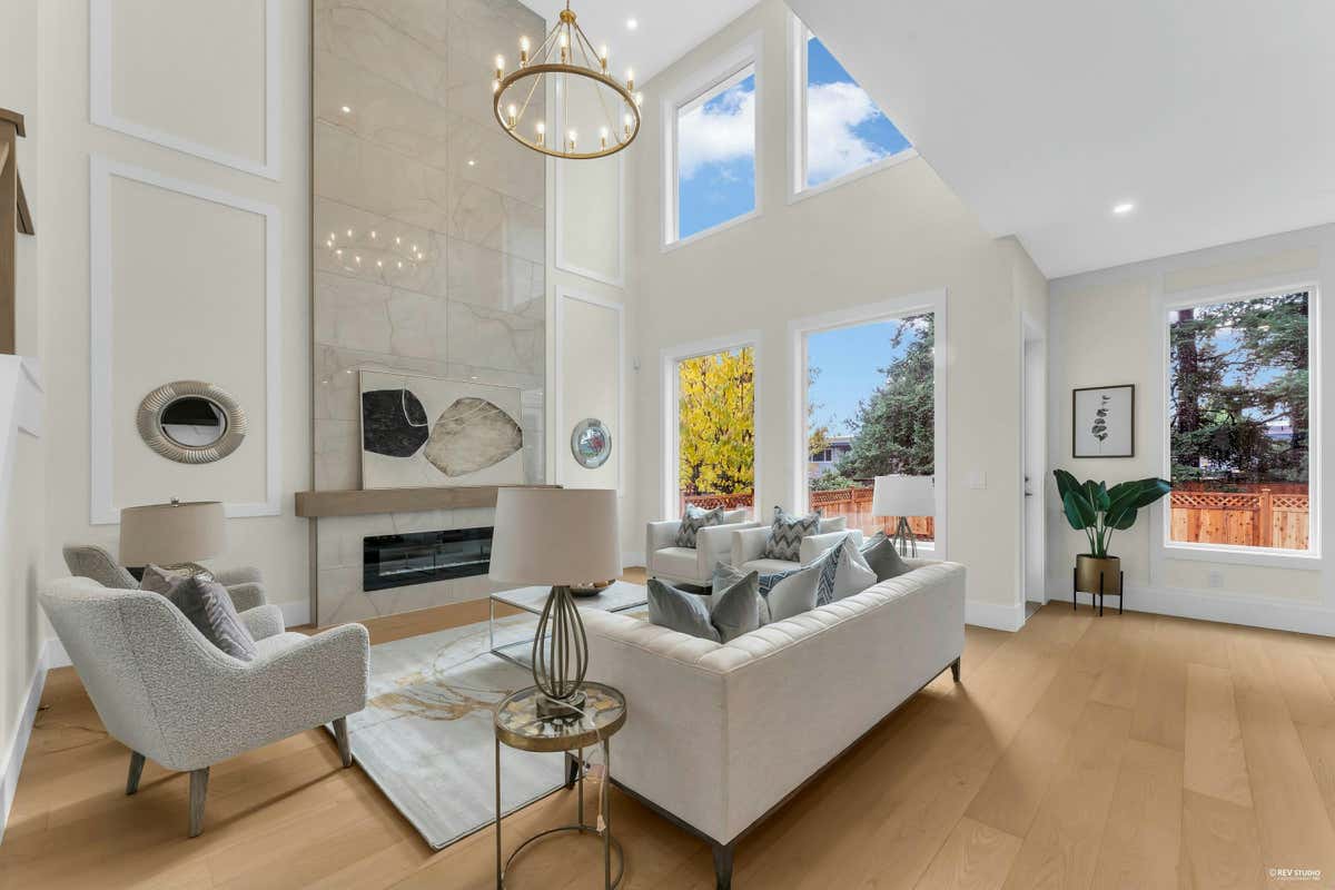 14436 17 AVENUE, Surrey, BC V4A 1T7 House For Sale RE/MAX R2934360