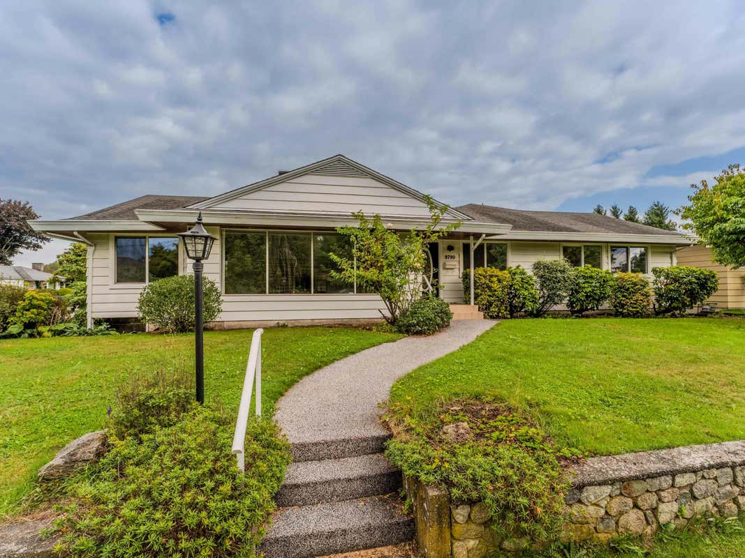 9790 LINWOOD STREET, Chilliwack, BC V2P 5L5 House For Sale RE/MAX