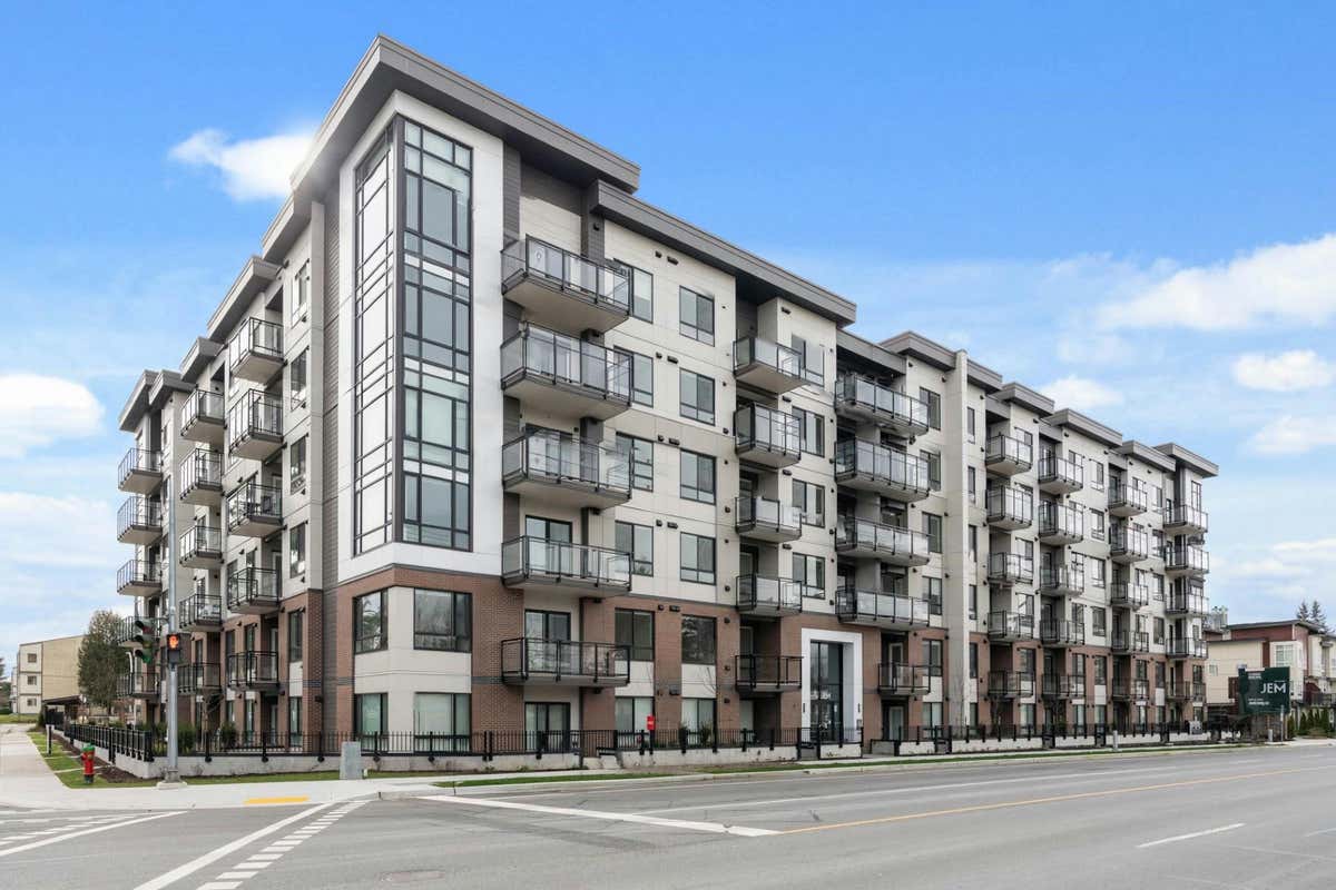 407 32174 GEORGE FERGUSON Way  
