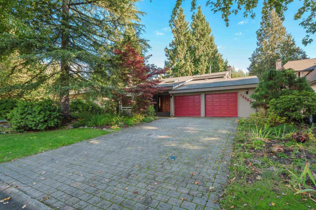 12662 OCEAN CLIFF DRIVE, Surrey, BC V4A 6N1 House For Sale RE/MAX
