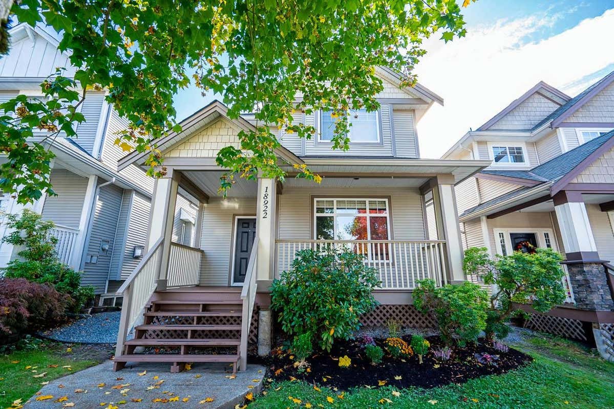 18922 68A AVENUE, Surrey, BC V4N 5J8 House For Sale RE/MAX R2936797