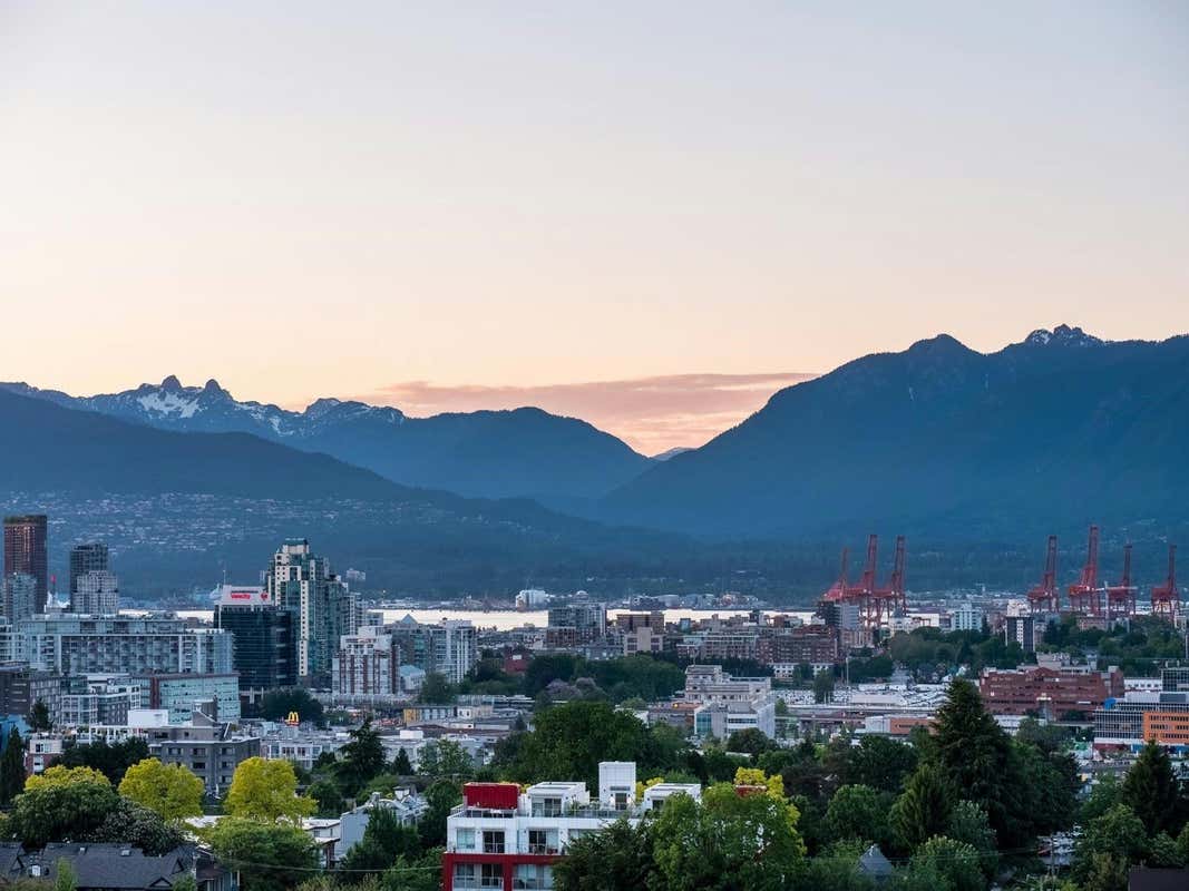 1003 2788 PRINCE EDWARD STREET, Vancouver, BC V5T 0C8 Condo For Sale