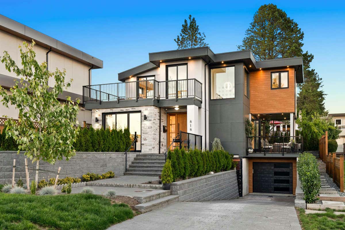 818 DRAYTON STREET, North Vancouver, BC V5L 4E2 House For Sale RE/MAX R2929874