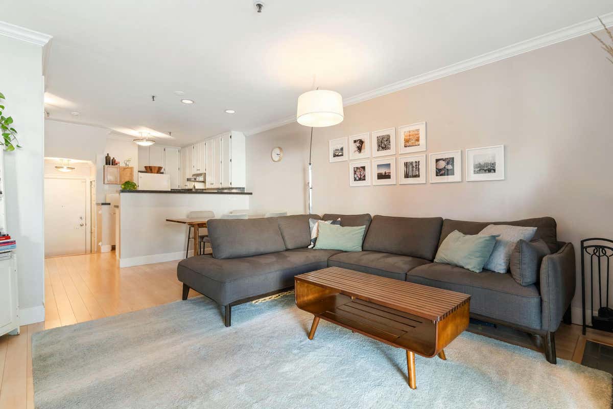 204 2333 ETON STREET, Vancouver, BC V5L 1E2 Condo For Sale RE/MAX