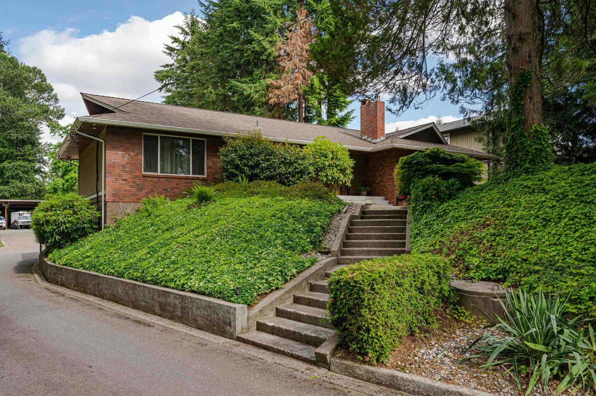 5032 236 STREET, Langley, BC V2Z 2S7 House For Sale RE/MAX R2938644