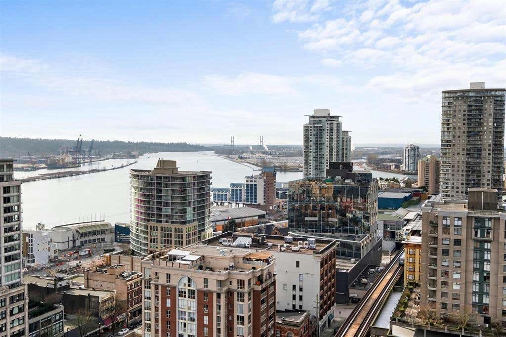 1601 618 CARNARVON STREET, New Westminster, BC V3M 1E9 Condo For Sale