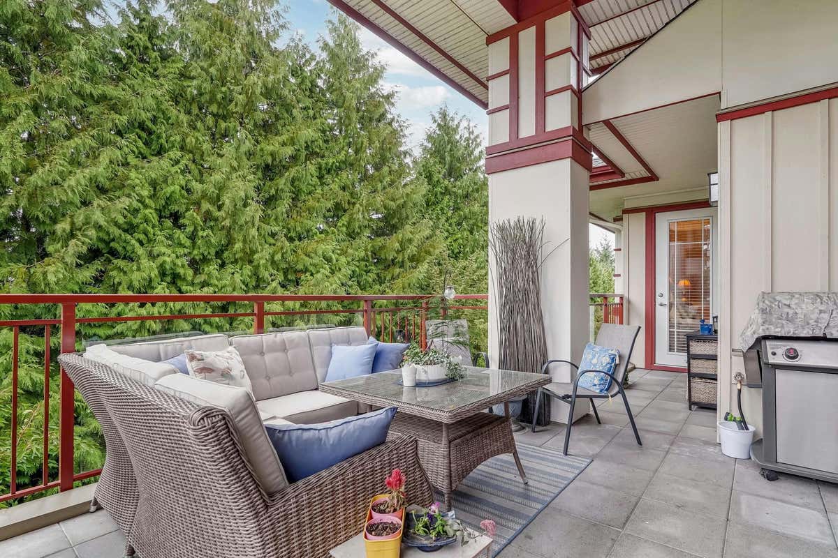 304 16455 64 AVENUE, Surrey, BC V3S 6V7 À vendre RE/MAX R2930357