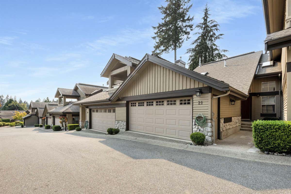 21 1550 LARKHALL CRESCENT, North Vancouver, BC V7H 2Z2 Townhouse For