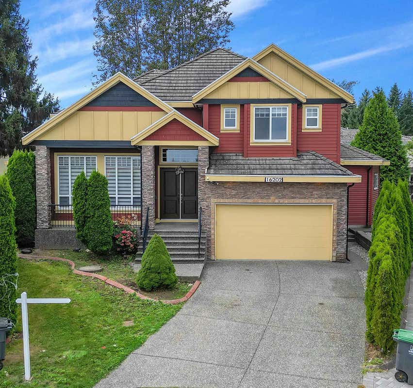 16202 96A AVENUE, Surrey, BC V4N 5X1 House For Sale RE/MAX R2934297