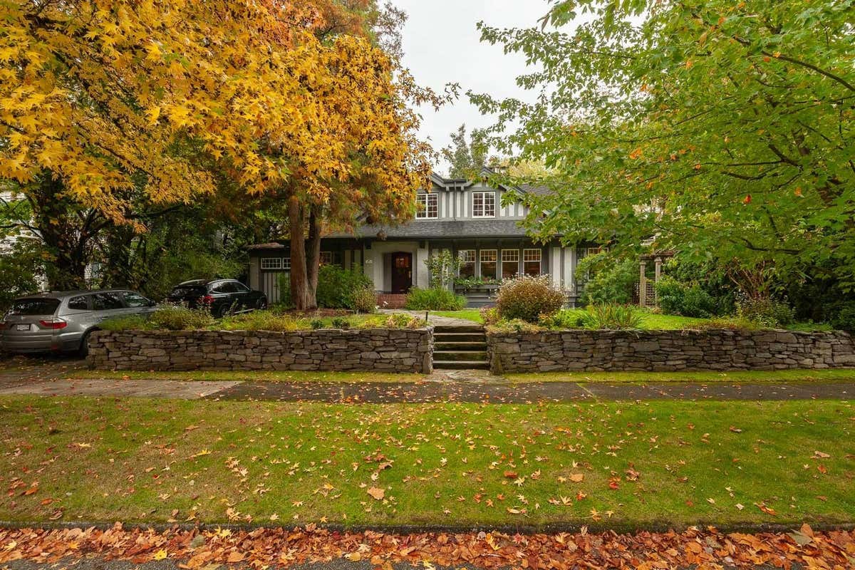 4588 MARGUERITE STREET, Vancouver, BC V6J 4G8 House For Sale RE/MAX