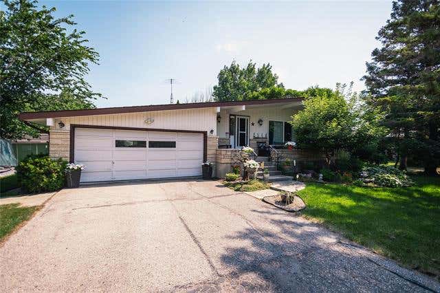 67 CAPTAIN KENNEDY R Road