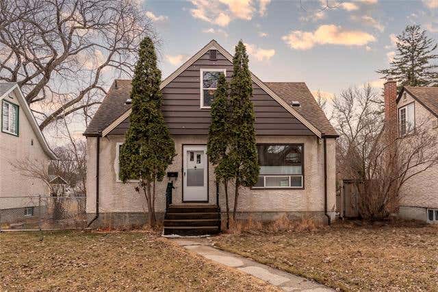 228 Clare Avenue, Winnipeg, R3L 1R7 À vendre | RE/MAX | 202507579