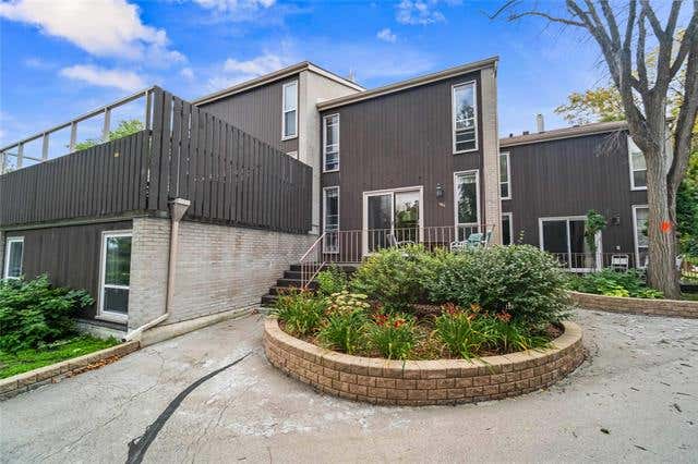 190 - 1 Snow Street, Winnipeg, R3T 2M4 À vendre | RE/MAX | 202522197