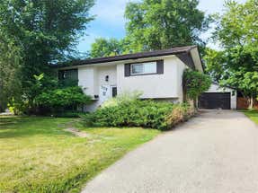228 OLIVER Avenue