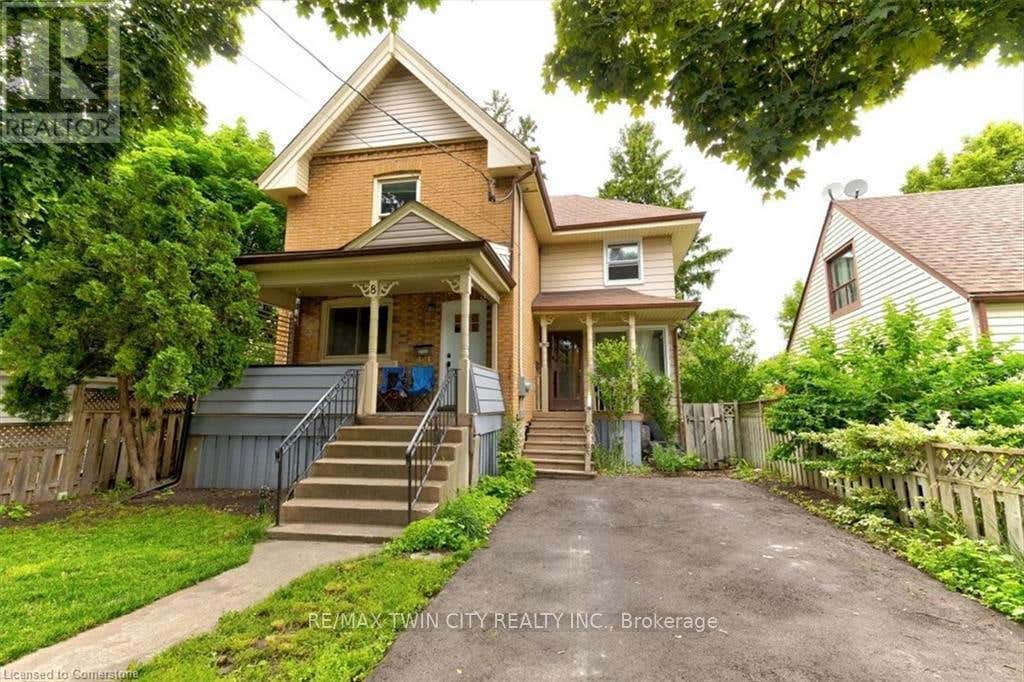 8 CAMPBELL STREET, Brantford, ON N3R1X8 House For Sale RE/MAX X10402769