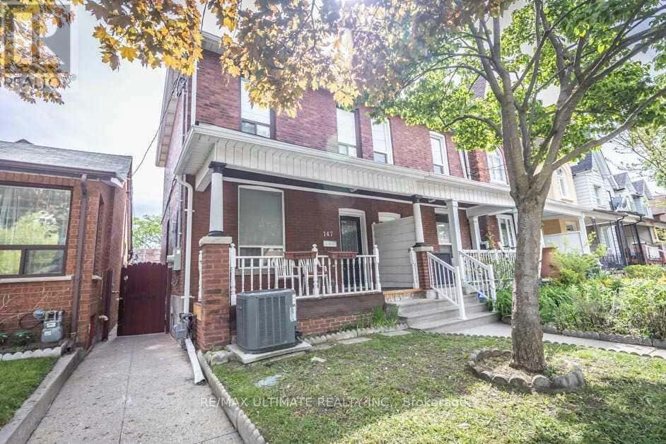 MAIN 147 PERTH AVENUE, Toronto (DovercourtWallace EmersonJunction