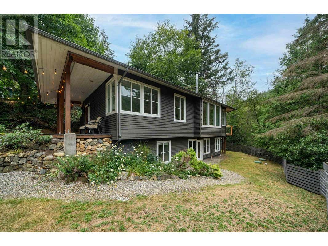 1288 OCEANVIEW ROAD, Bowen Island, BC V0N1G1 House For Sale RE/MAX