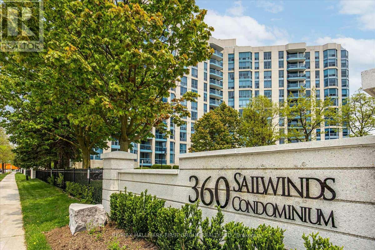 604 360 WATSON STREET W, Whitby (Port Whitby), ON L1N9G2 Condo For