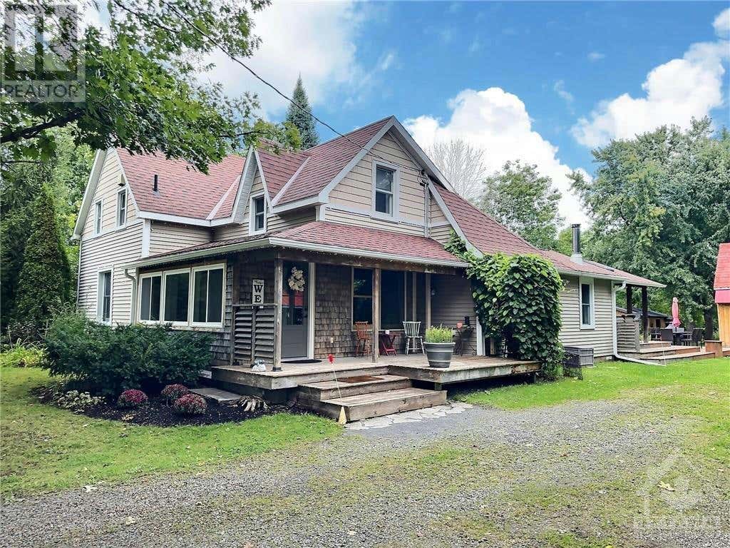 95 MAPLEWOOD AVENUE, Oxford Mills, ON K0G1S0 House For Sale RE/MAX 1410862