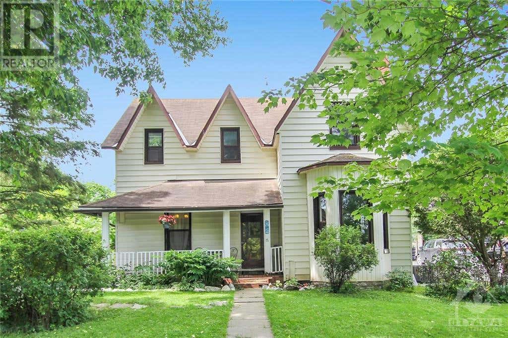 3813 LOGGERS WAY, Kinburn, ON K0A2H0 House For Sale RE/MAX 1410869