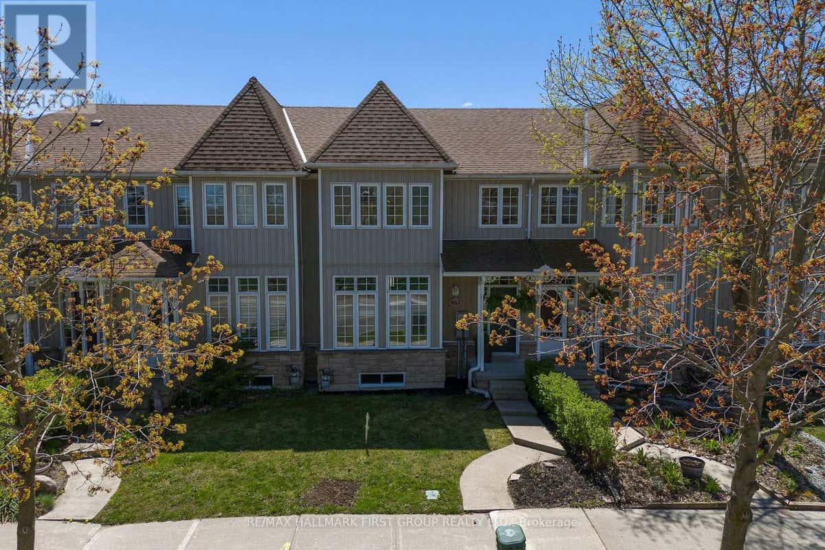 963 LAKE DRIVE E, (Sutton & Jackson's Point), ON L0E1L0 House