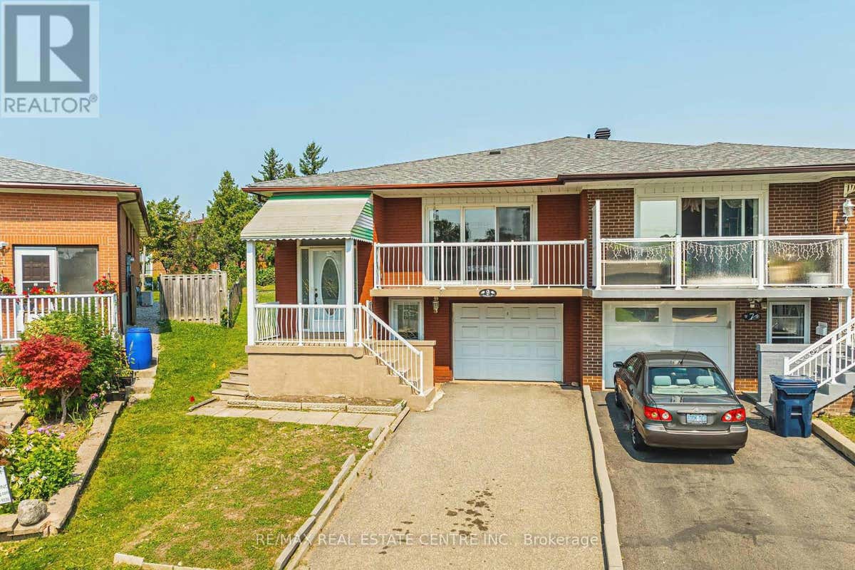 9 TAMARISK DRIVE, Toronto (West HumberClairville), ON M9V1S2 House For