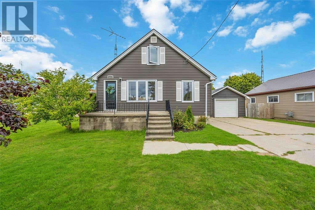 7043 BASE LINE ROAD, Wallaceburg, ON N8A1A1 House For Sale RE/MAX