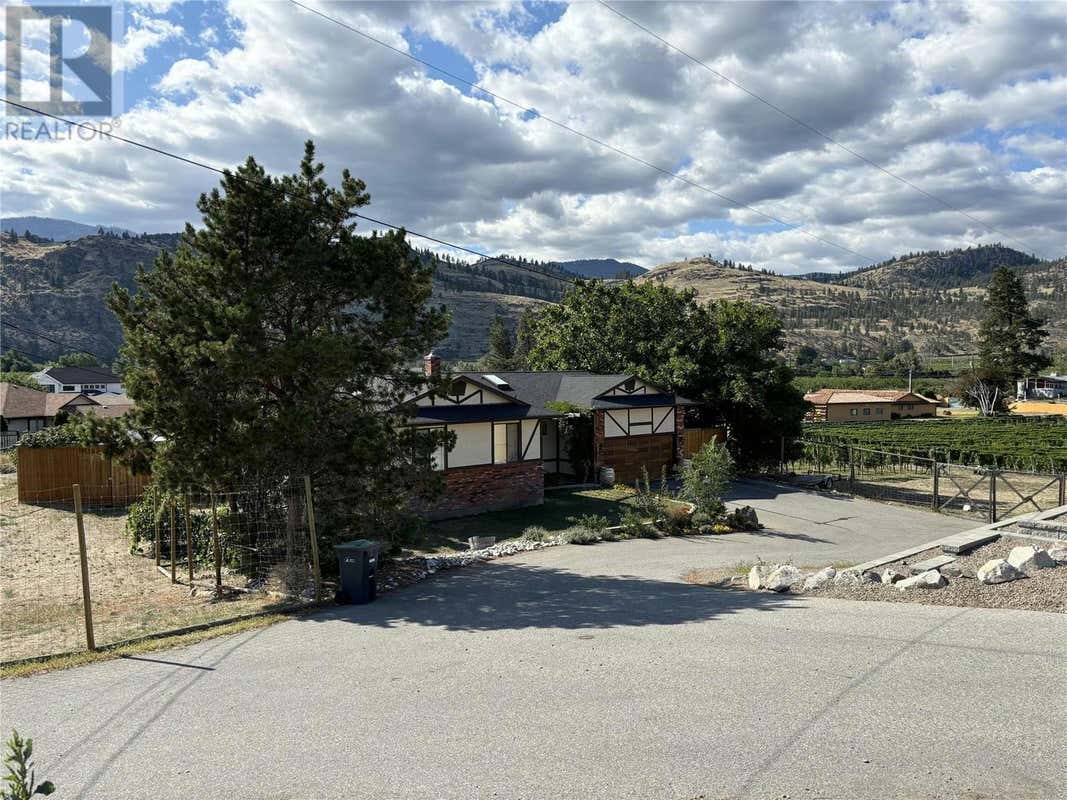 6940 Mountainview Drive Drive, Oliver, BC V0H1T0 House For Sale RE