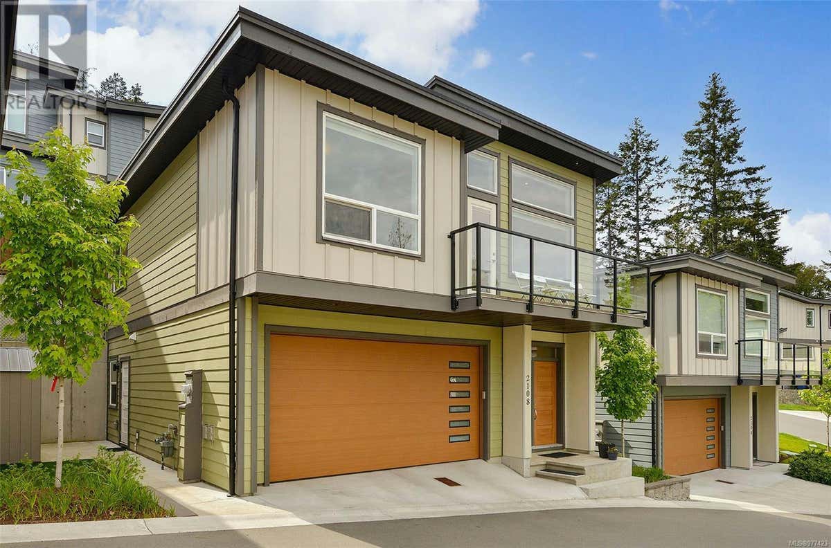 2108 Echo Valley Crt, Langford, BC V9B0G4 House For Sale RE/MAX 977423