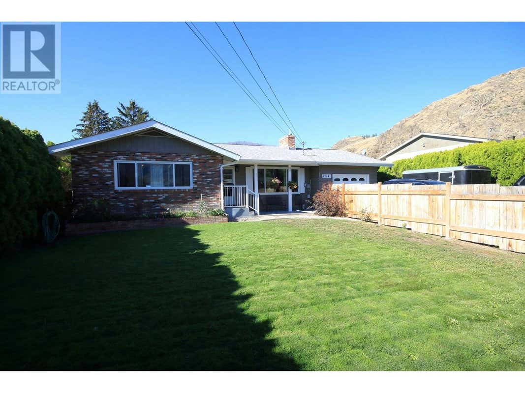5934 Stemwinder Street, Oliver, BC V0H1T0 House For Sale RE/MAX