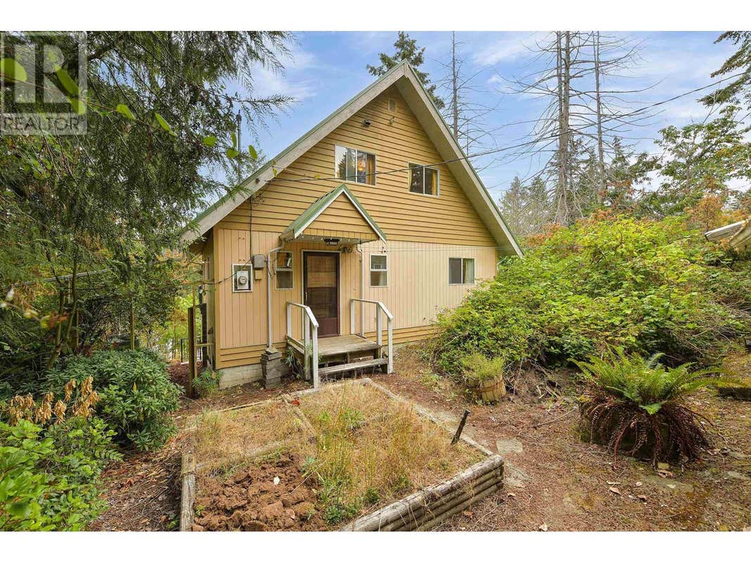 223 MARINERS WAY, Mayne Island, BC V0N2J2 House For Sale RE/MAX