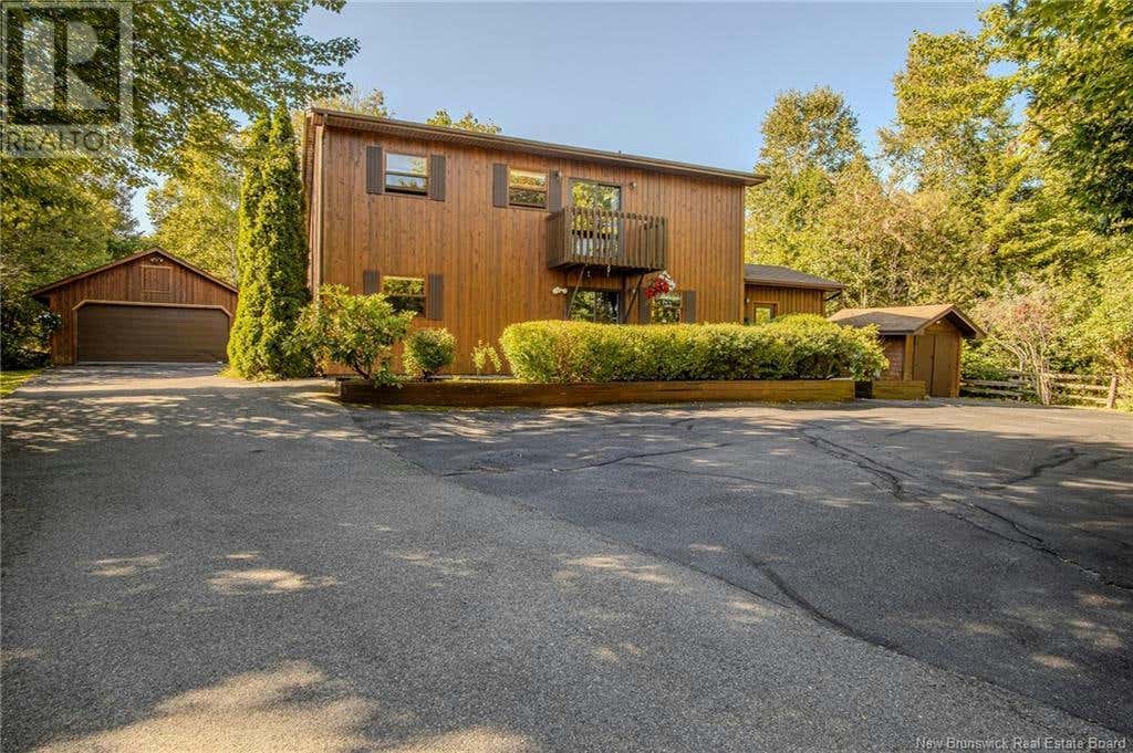 301 Inglewood Drive, Grand BayWestfield, NB E5K2E9 House For Sale RE