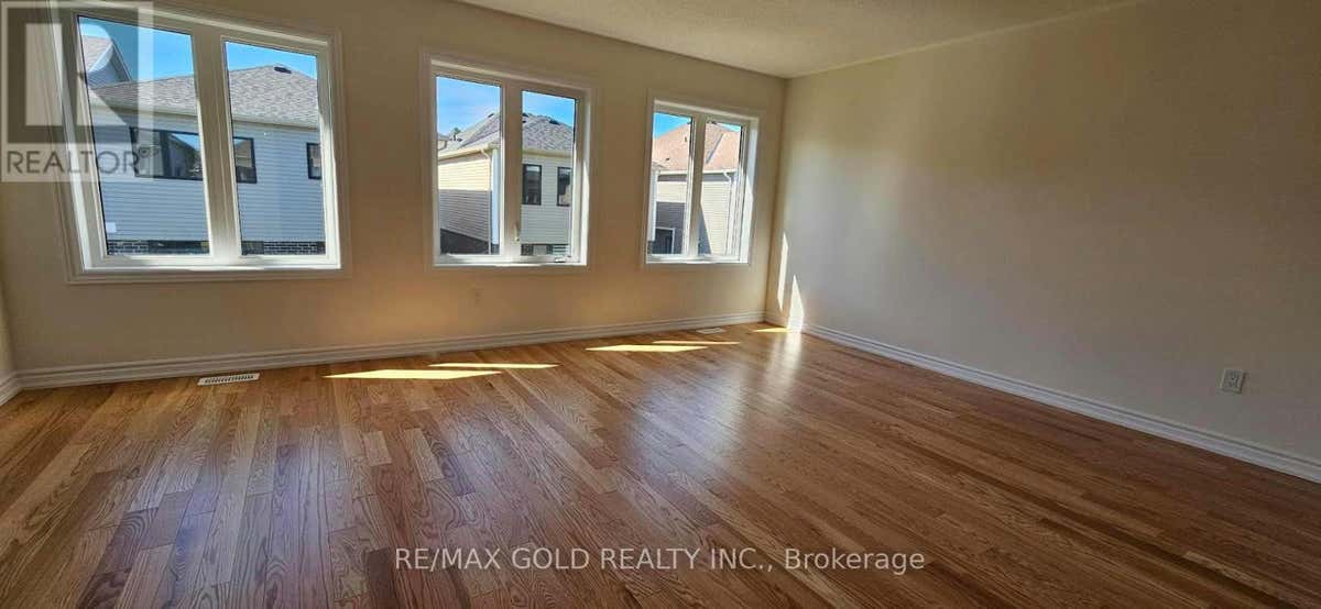 41 PRUDHOE TERRACE, Barrie, ON L9J0W2 Home For Rent RE/MAX S9372761