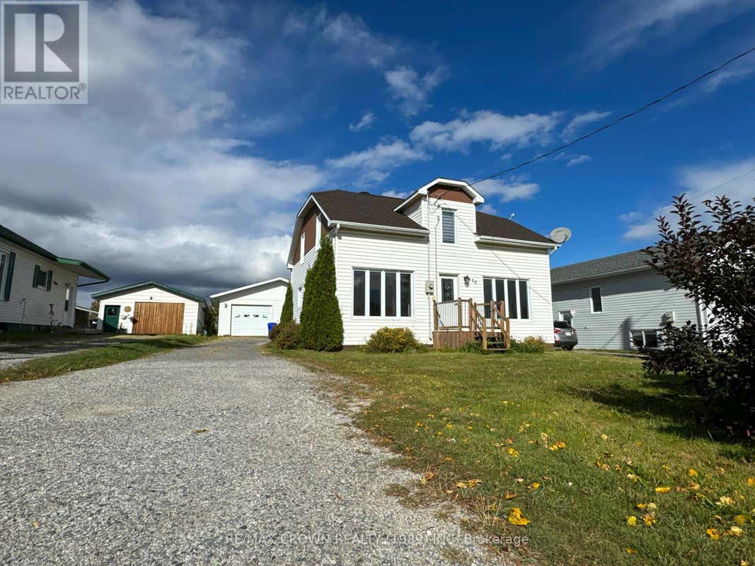 626 VEILLEUX STREET, Hearst, ON P0L1N0 House For Sale RE/MAX T9378010