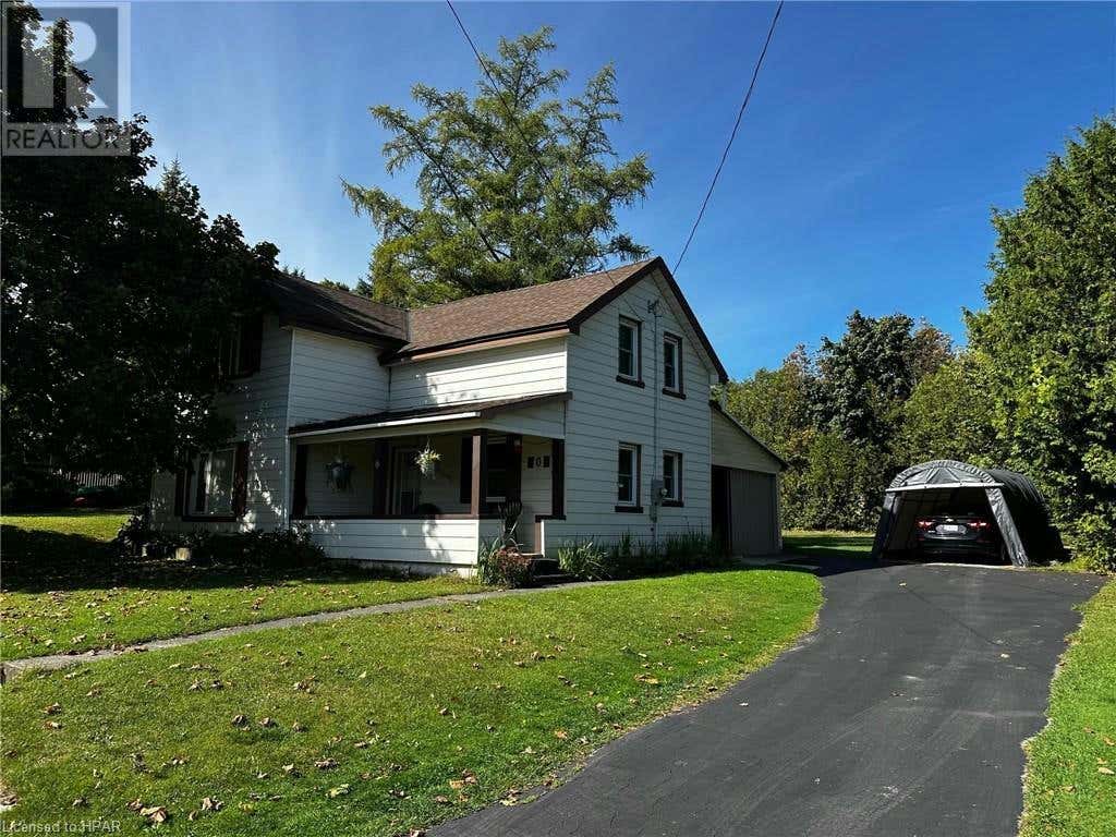 208 EDWARD ST Street, Wingham, ON N0G2W0 House For Sale RE/MAX 40654197