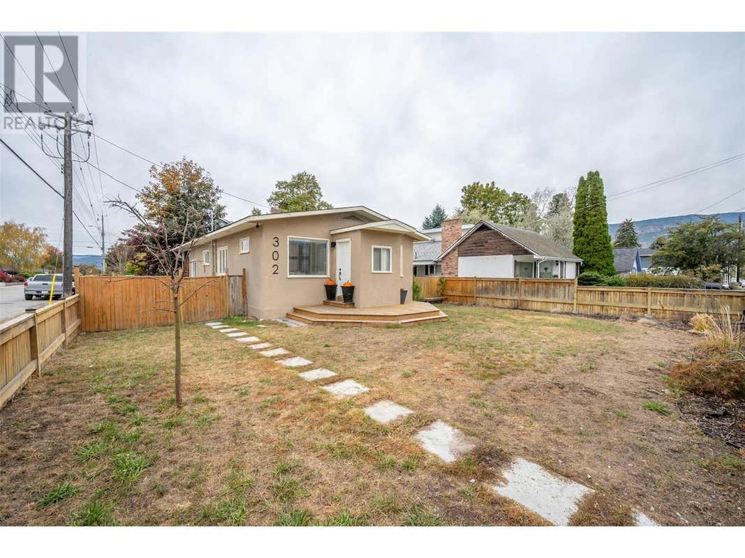 302 Scott Avenue, Penticton, BC V2A2J8 House For Sale RE/MAX 10326501