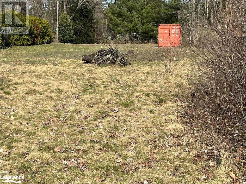 120 MUSKOKA BEACH Road, Gravenhurst, ON P1P1H7 Commercial Real Estate