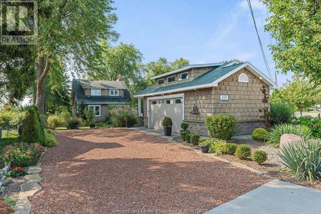 335 LAKEVIEW AVENUE, Kingsville, ON N9Y2E2 House For Sale RE/MAX