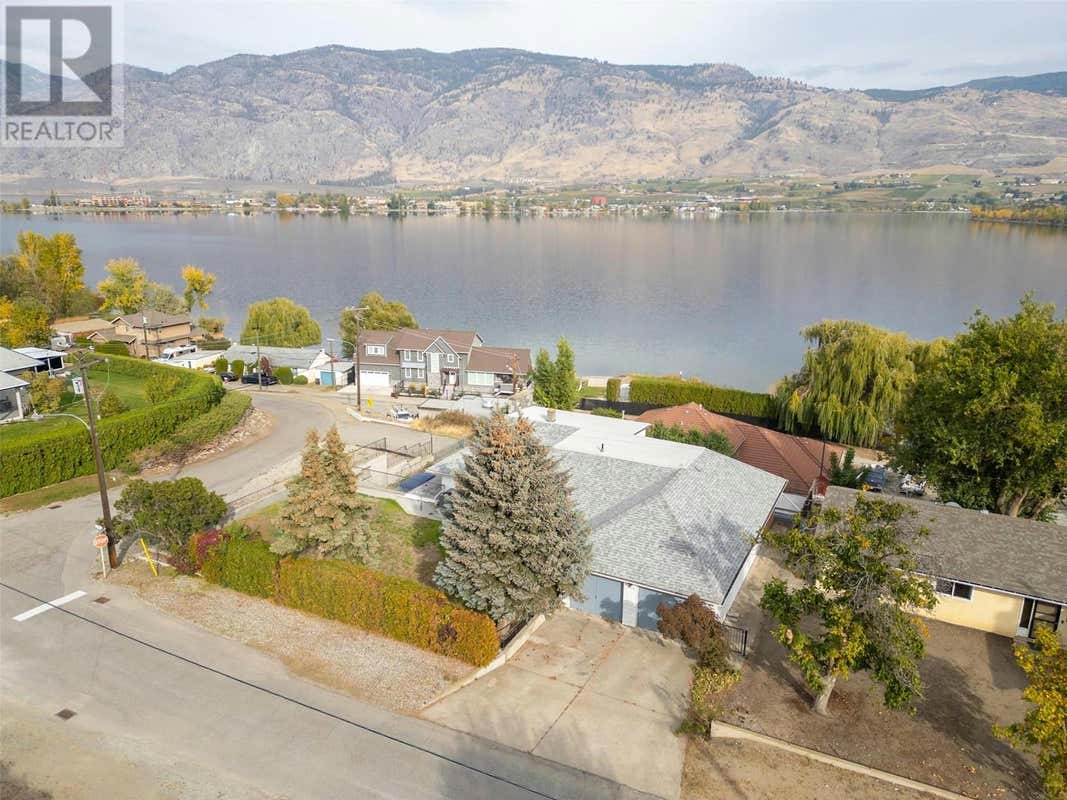 3823 Jasmine Drive, Osoyoos, BC V0H1V1 House For Sale RE/MAX 10326259