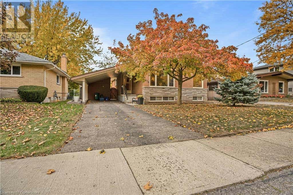 276 Avenue, Kitchener, ON N2A1W6 House For Sale RE/MAX 40668862
